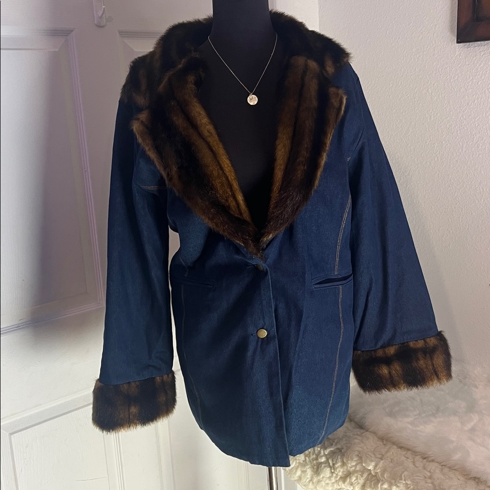 Vintage Terry Lewis  y2k Stylish Denim Jacket with Faux Fur Trim